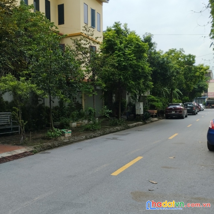 Lê quang đạo chính chủ cần b,á,n gấp căn nhà 4 tầng mới tinh 
dt100m2 -mt5 - 4t - 8,5 tỷ