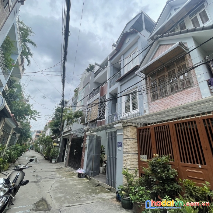 Hxh nguyễn xí bình thạnh, 105m2, 3 tầng, ngang 6m