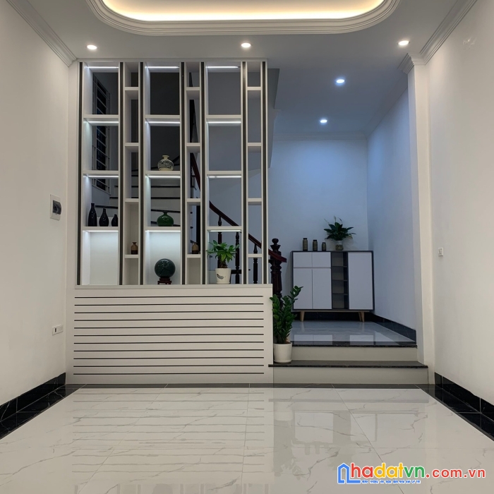 Bán nhà gara ôtô  phố thái hà-đống đa, dt35m2, nhỉnh 6 tỷ. 0338080356