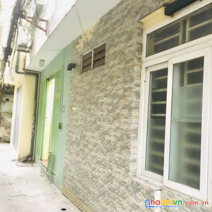 (cực hot) (cam kết chính chủ) cần bán nhà đẹp hoàng hoa thám 30m2 x 6 tầng, mt 4m, dt 30m2
