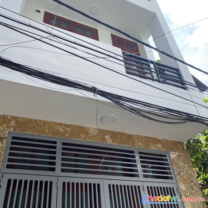 Bán nhà phú thượng tây hồ 32m. 4t. giá chào 4.9ty. lô góc, đẹp thông thoáng ô tô đỗ cửa. khu vực