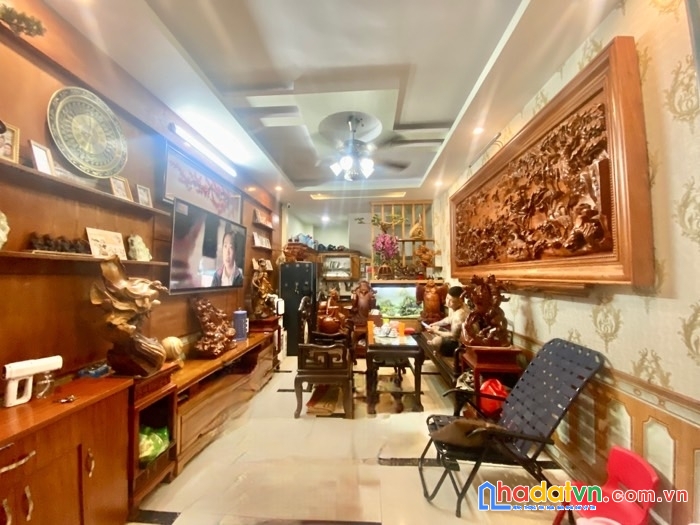 Bán 1 chiếc nhà cực đẹp,  chỉ 3.5 tỷ,  vĩnh hưng, hoàng mai.