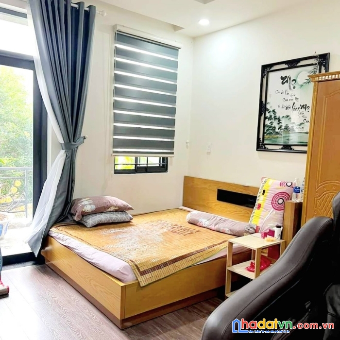 Mặt tiền tân bình bán gấp, 70m2, 4 tầng, kế chung cư bàu cát, nhích 12 tỷ