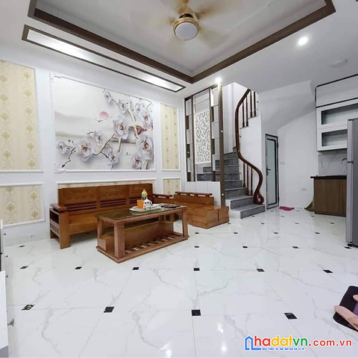 Chính chủ bán nhà thanh nhàn, hai bà trưng, 40m2x5, mt10, nhỉnh 4 tỷ.