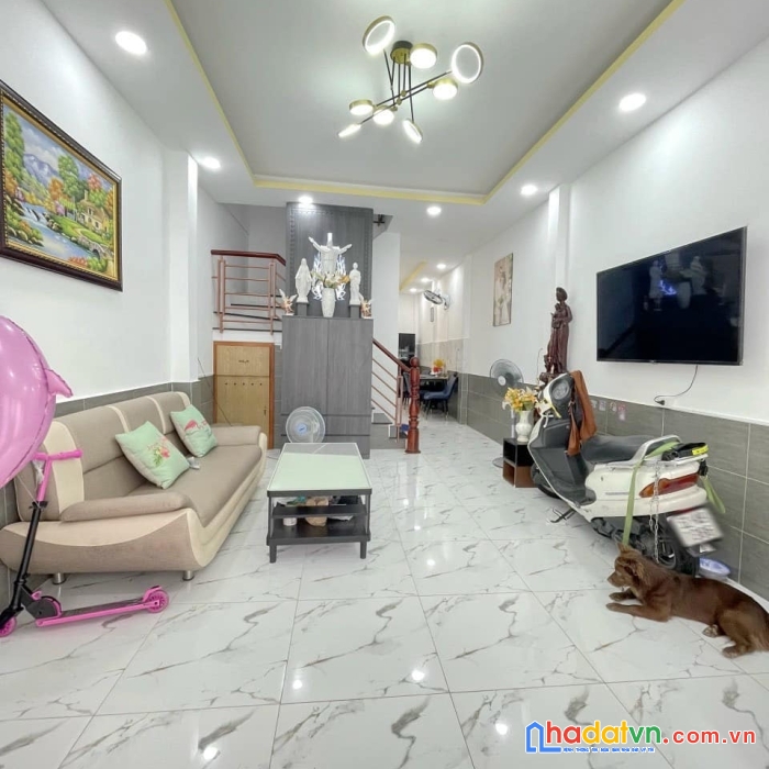 Nhà đẹp xinh 2 tầng, lâm văn bền q7, chỉ xách valy vào ở, ngang 4m, dt 61m2, chỉ 6 tỷ