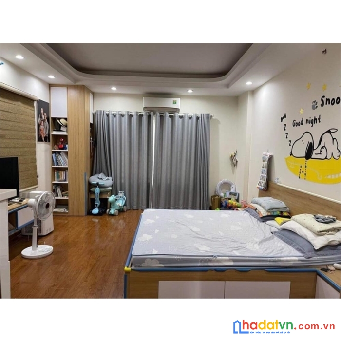 Bán nhà cầu giấy - trần thái tông, 5 tầng, mt 4m, giá bán 5.8 tỷ.