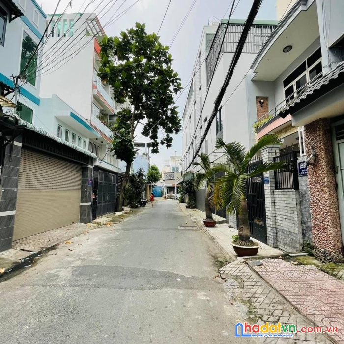 Bán nhà 4 tầng đường nguyễn suý, hẻm ô tô tránh, 80m2 chỉ 9.6 tỷ, sổ nở hậu, kinh doanh tốt