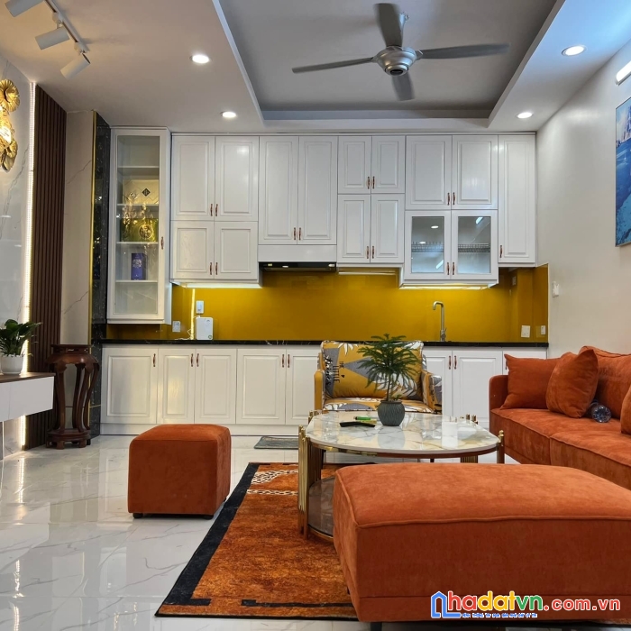 Bán nhà đoàn kết-tôn đức thắng-đống đa, dt48m2, nhỉnh 5 tỷ. 0338080356