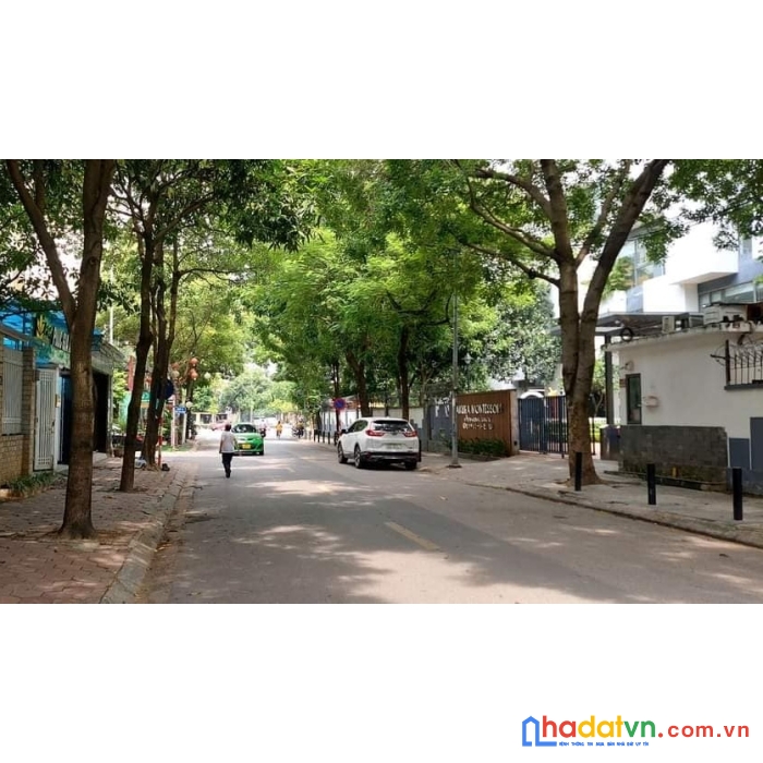 Bán nhà mặt phố thọ tháp 100m mặt tiền rộng thông sàn toàn bộ văn phòng đẹp giá mềm