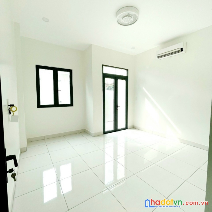 Nhà bán nở hậu 71m2 phan văn trị p7 q.gò vấp