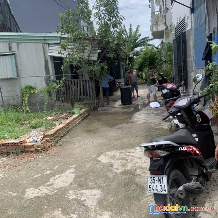 Cần bán đất vị trí đẹp tại long an