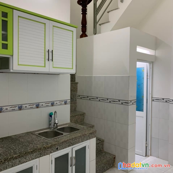 Bán căn nhà lý thái tổ - gần bv nhi đồng - 4 lầu - 2,65 tỷ -bớt lộc-084.4049.555 a bình