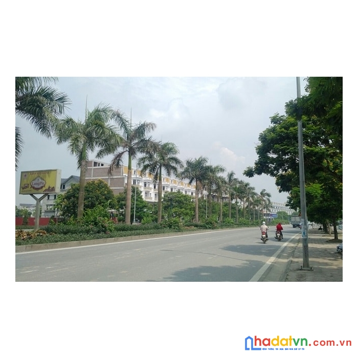 Bán nhà phố lê trọng tấn 3 oto tránh vỉa hè 4m,view công viên 266m2 giá siêu rẻ 22 tỷ