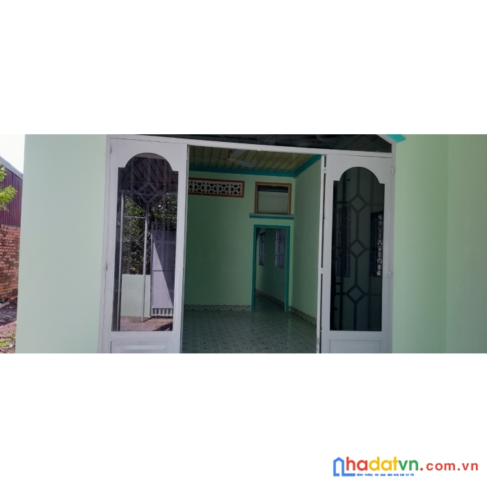 Nhà c4 ở ngay gần 200m2 đất nguyễn thị thử hóc môn