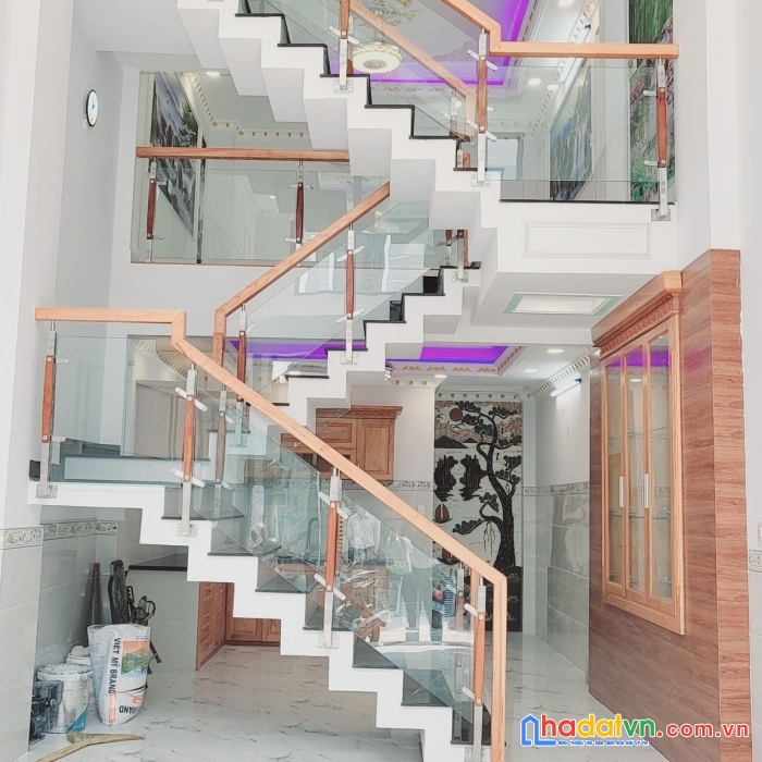 Gấp bán nhà hxh quận tân phú 52m2, 4 tầng 4pn giá chỉ nhỉnh 6 tỷ