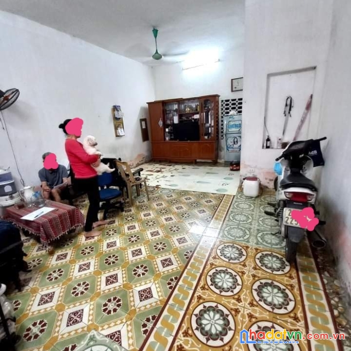 Nhà mặt phố tô hiến thành-hà đông, dt 80m2, 3 tầng, mt6m, giá nhỉnh 13 tỷ. lh:0986353662