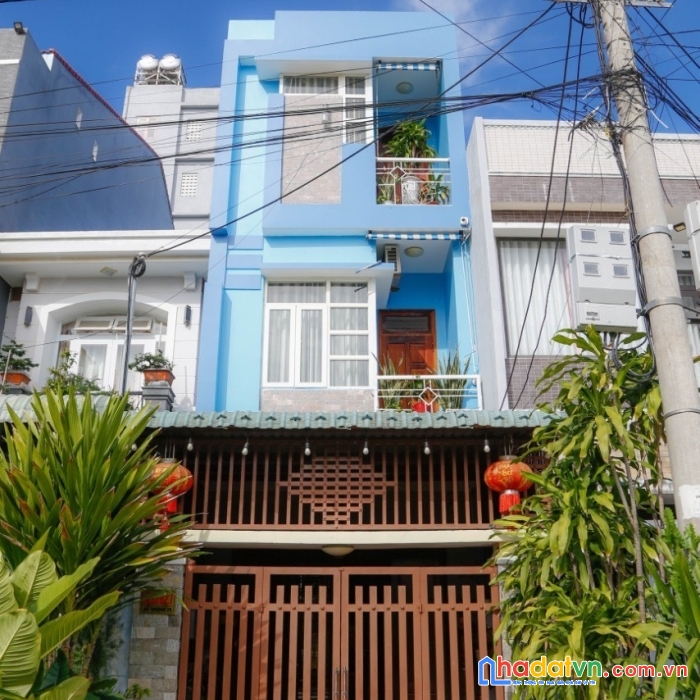Bán nhà 2 tầng mt núi thành - hải châu 0833183970