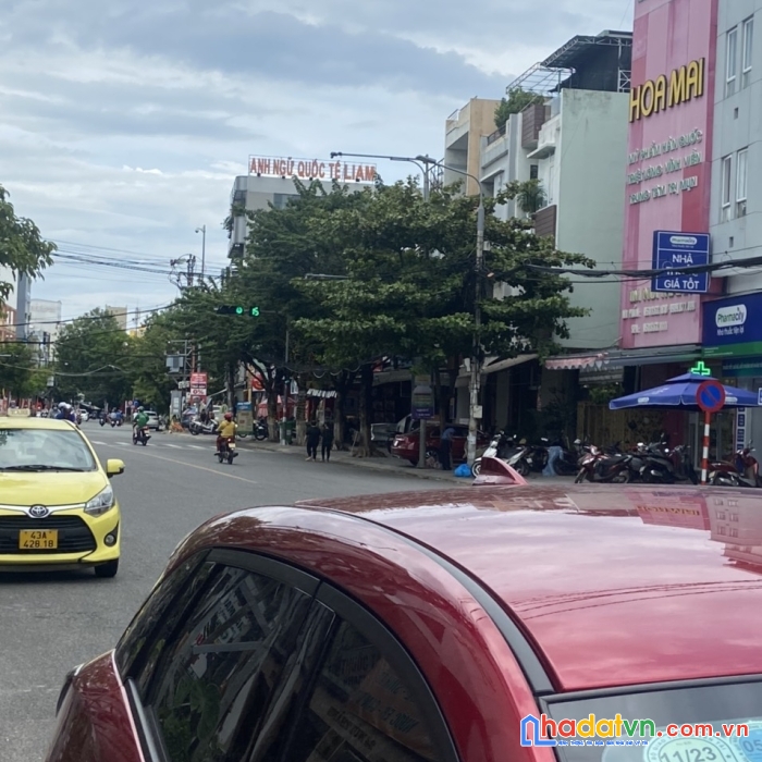 Bán nhà phố núi thành - doanh thu300tr/ năm - hải châu - đà nẵng