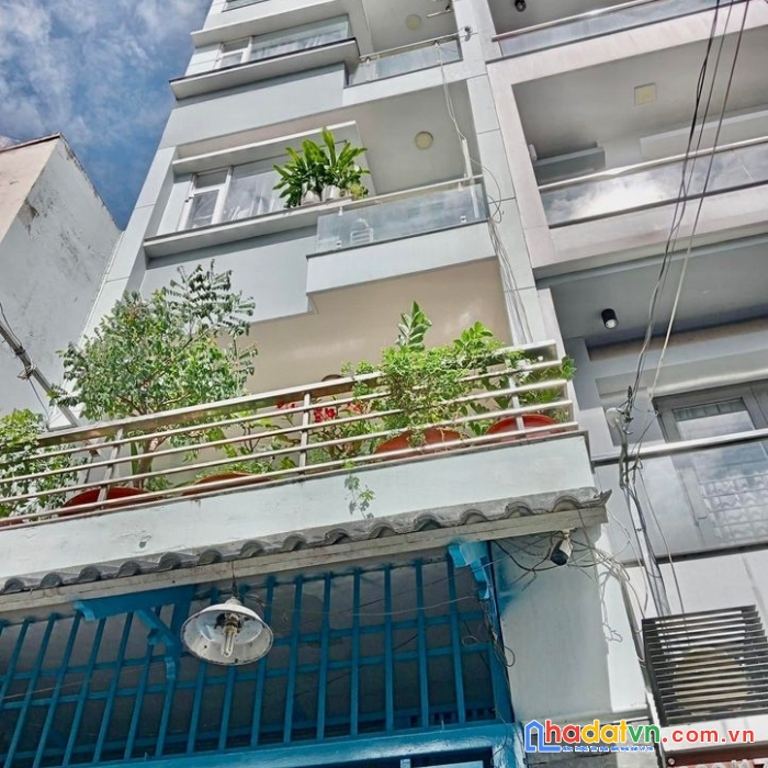 Bán nhà mới ở ngay 5 tầng btct, 44m2(4x11) khu vip cư xá lữ gia, q11 giá 6.8 tỷ