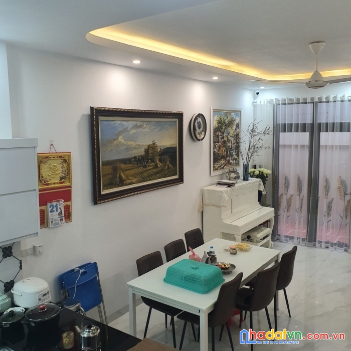 Bán nhà riêng quan nhân, thanh xuân, 27m, 4 tầng, ô tô, kinh doanh, 3.05 tỷ, lh0975124520
