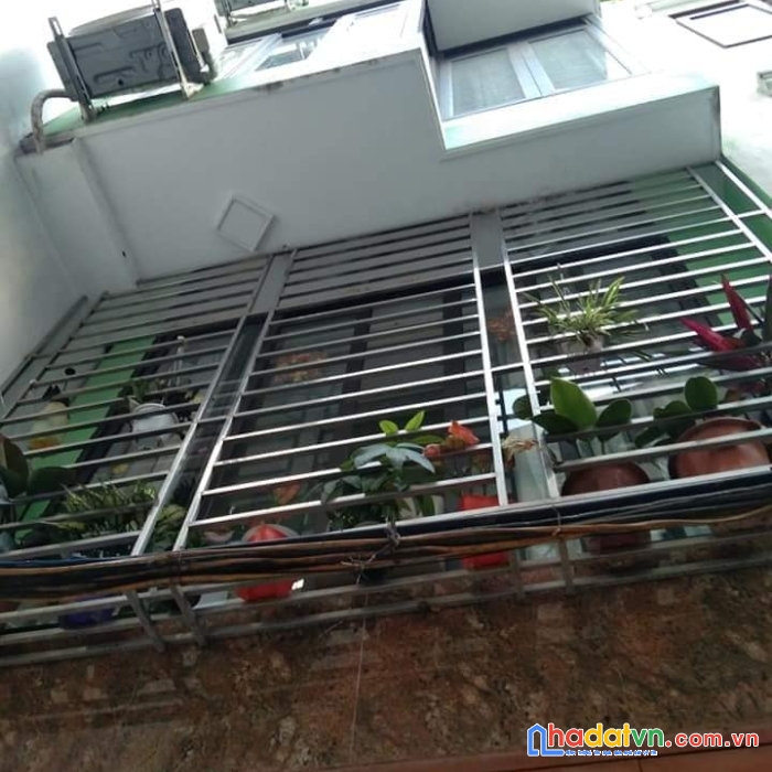 Bán nhà yên xá - tổng cục 5 dt40m2, 6tầng mt 4m2 giá 4.1 tỷ oto đổ cửa, nở hậu.