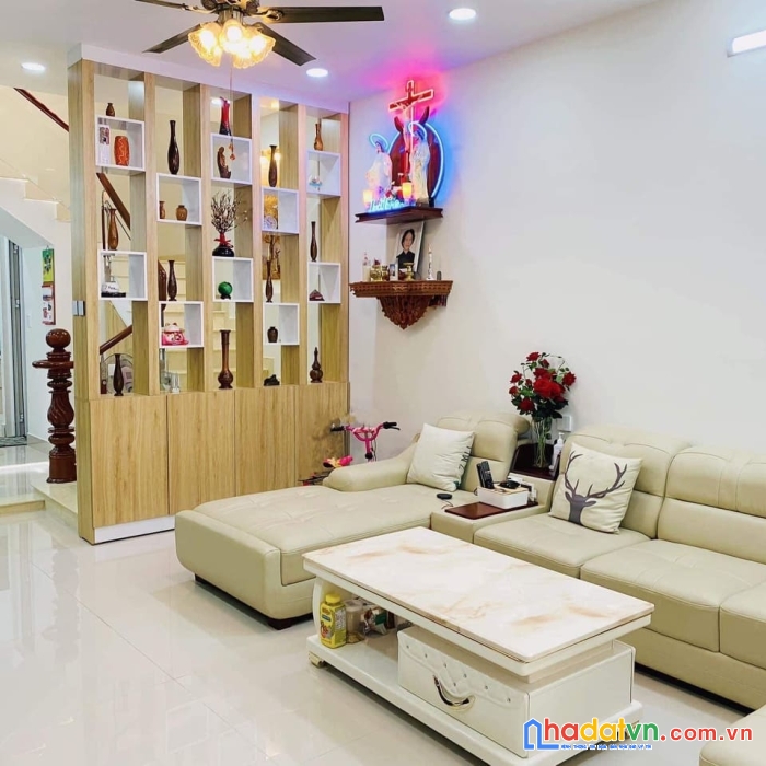 Gấp bán hxh 60m2 lý thường kiệt quận 10 chỉ nhỉnh 6 tỷ 3 tầng đẹp ở ngay