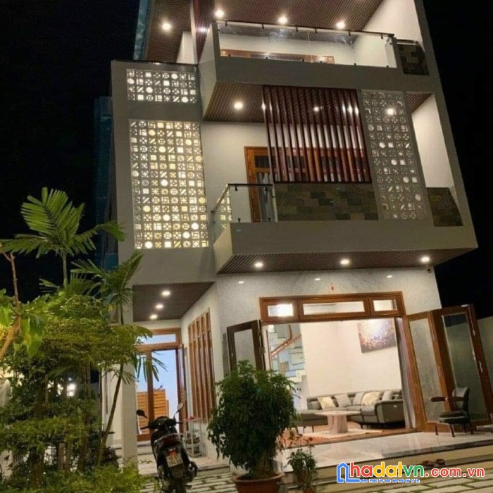 Biệt thự gần 500m2, tìm chủ mới . giá 38 tỷ.