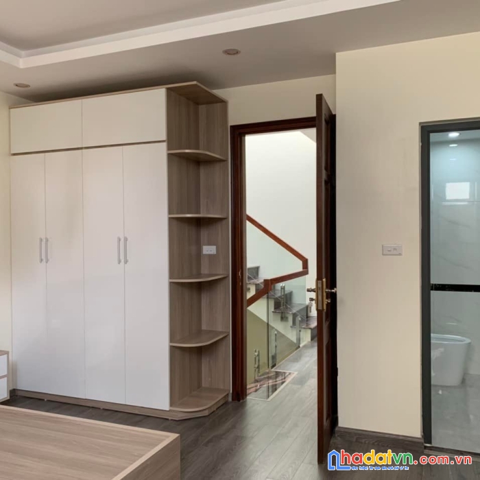 Bán nhà ngõ 28 đường xuân la, tây hồ, xây mới 5 tầng, ngõ ô tô