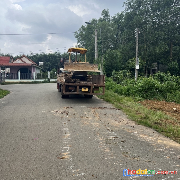 Bán đất gần tượng đài xã bình sơn, long thành, giá 900tr nhận nền, diện tích 110m2, shr