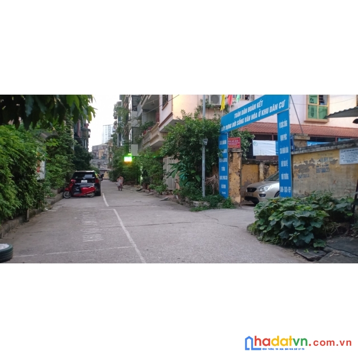 Bán nhà khu vực cầu giấy, ngõ 234 hoàng quốc việt. dt 40m2x4t.mt 3,8m. giá 5,3 tỷ có tl