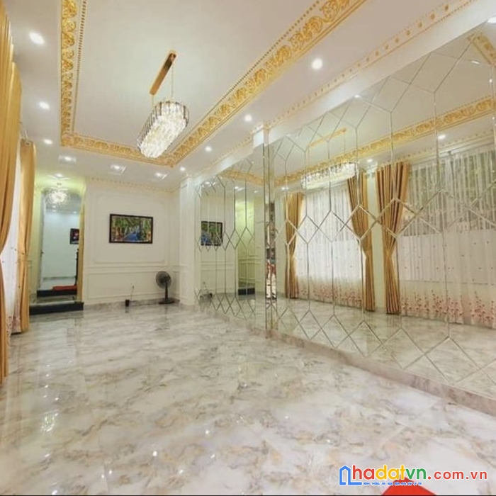 Bán nhà phố văn cao ngõ oto 55m2 5t mt5m 6tỷ ba đình