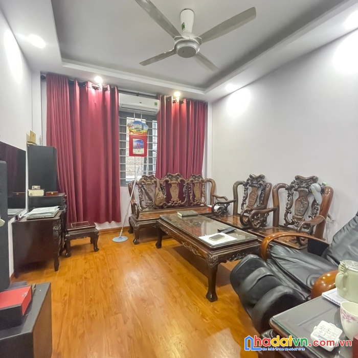 Sát phố, nhà mới, 40m x 4t, kim giang, thanh xuân, nhỉnh 4 tỷ ở luôn