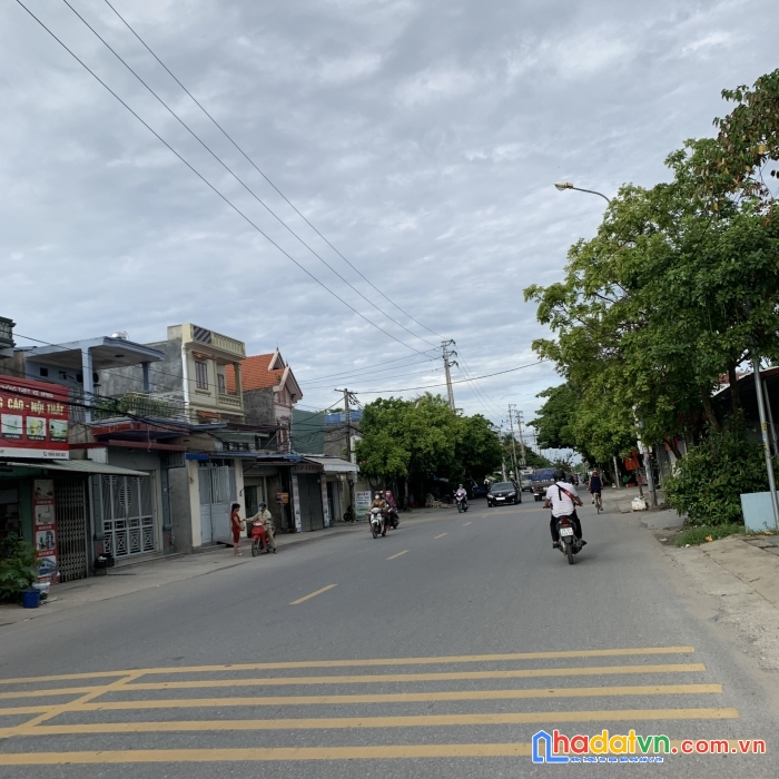 Lô 77m2 măt đường 355 mạc đăng doanh , dương kinh , hải phòng giá hơn 2 tỷ