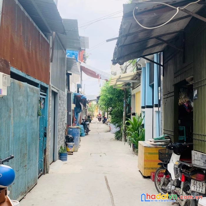 Nhà nào rẻ hơn? nhỉnh 2tỷ, 4x12, tỉnh lộ 10, bình tân