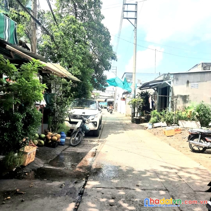 Bán nhà xưởng hẻm xe tải thông, quốc lộ 1a,  quận bình tân, 3,72 tỉ, 2 tầng, 100m2