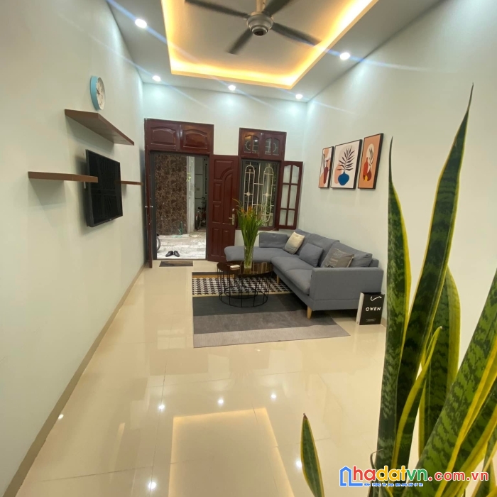 Cần bán nhà phố yên lãng: 36m2, 4 phòng, ngõ rộng, gần ô tô, nhỉnh 4 tỷ.