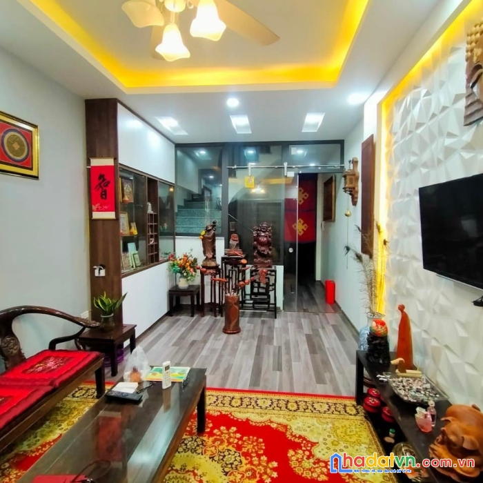 Siêu phẩm - bồ đề long biên 40m2 - 4 tầng - chỉ hơn 5 tỷ.