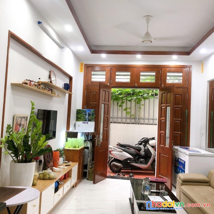 Minh khai - hoà bình 7- hai bà trưng - 5 tầng - mới đẹp - nở hậu - cách oto 50m - 3,7 tỷ