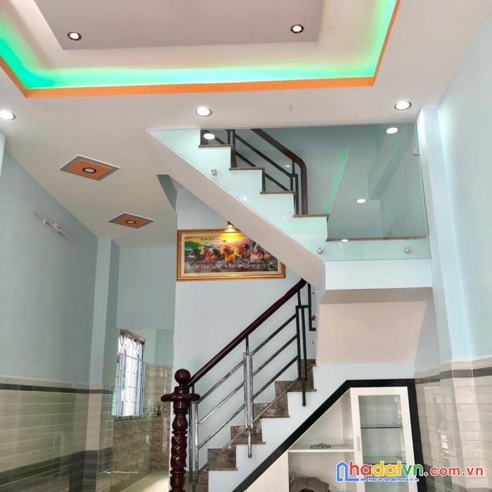 Bán nhà hxh đỗ cửa khu vip gần lữ gia hàng xóm quận 10 giá nhỉnh 6,x tỷ