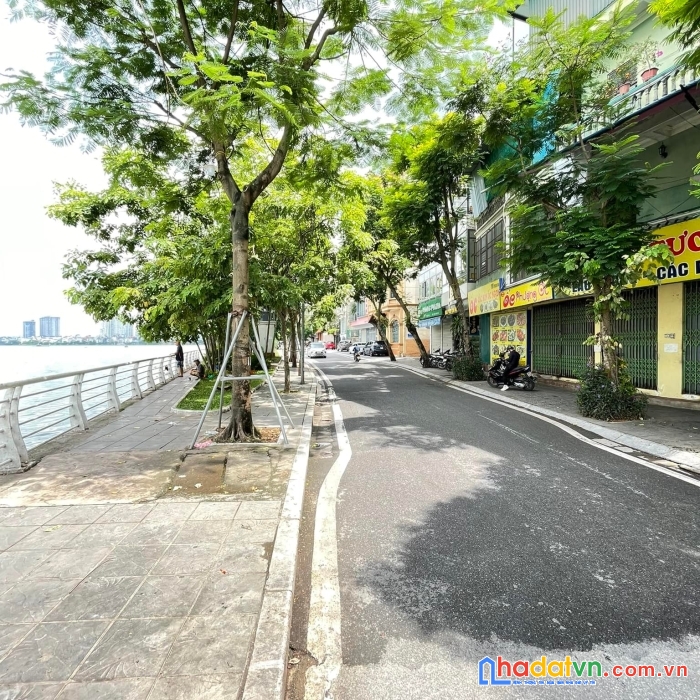 Bán nhà mặt phố trích sài- tây hồ, dt 90m2, mt 8m, giá nhỉnh nhỉnh 44 tỷ.