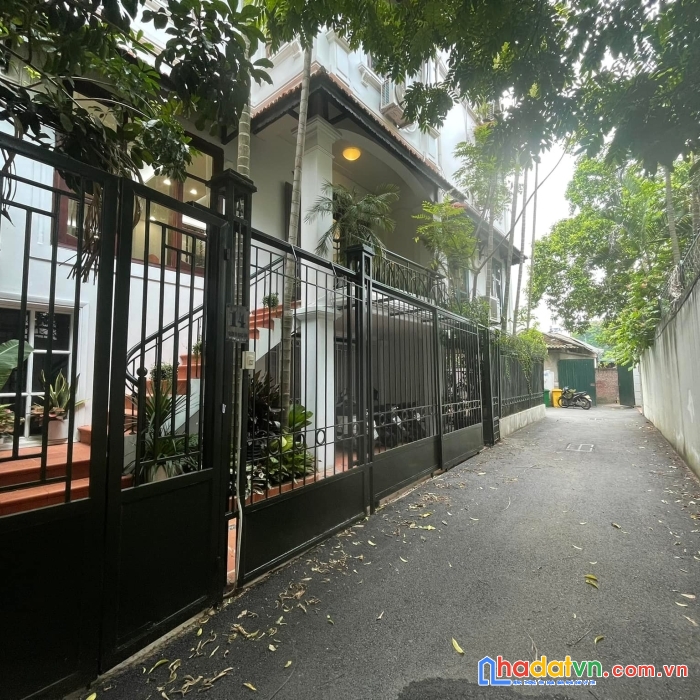 Bán nhà tô ngọc vân- tây hồ. dt 120 m2, mt 8m, 5 tầng. giá nhỉnh 36 tỷ