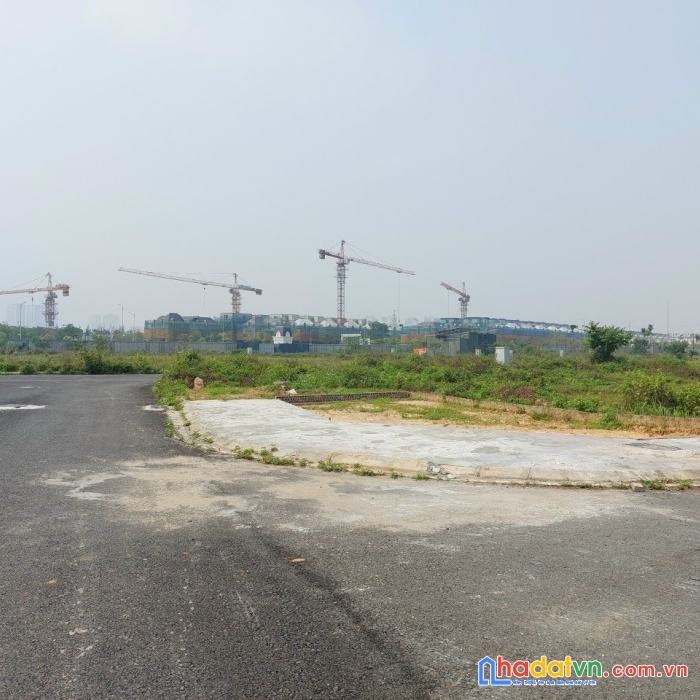 Bán lô góc đất dịch vụ vân canh 70m2, mặt đường 20m mặt tiền 17m đẹp nhất khu