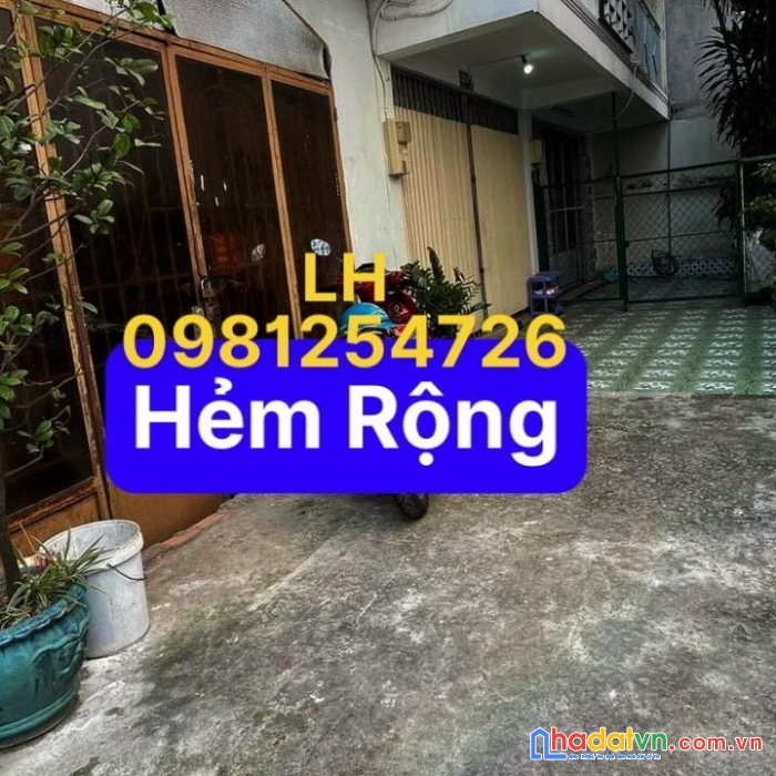 Nhà cũ mua về tiên xây mới đã có gpxd 5 tầng 
phường tân hưng thuận q12