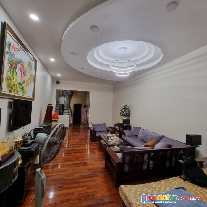 Mặt phố văn hội, ở ngay, kd đa dạng, 143m2, 3 tầng, giá nhỉnh 10 tỷ.