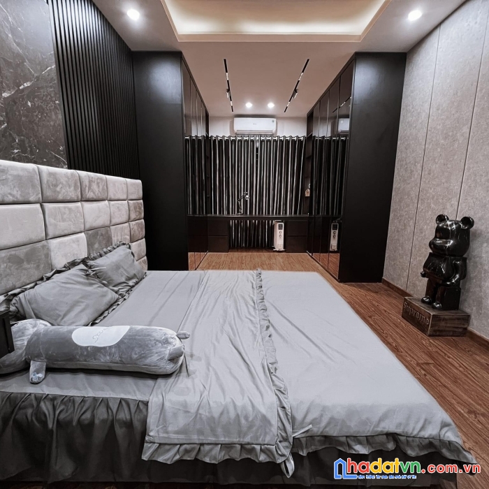 Trần thái tông - cầu giấy - 
đẹp hơn khách sạn- tặng full nội thất- 5 tầng - 5,4 tỷ