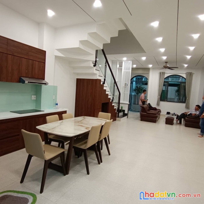 Biệt thự bờ ao tân thắng, 82m2, 4 tầng, hẻm 6m, 2 mặt hẻm thông thoáng, nhỉnh 12 tỷ
