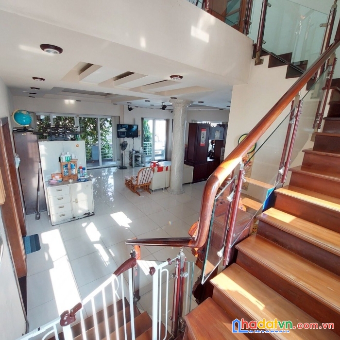 Biệt thự 100m2 ngang 7m trung tâm tân phú giá chỉ 9 tỷ 100