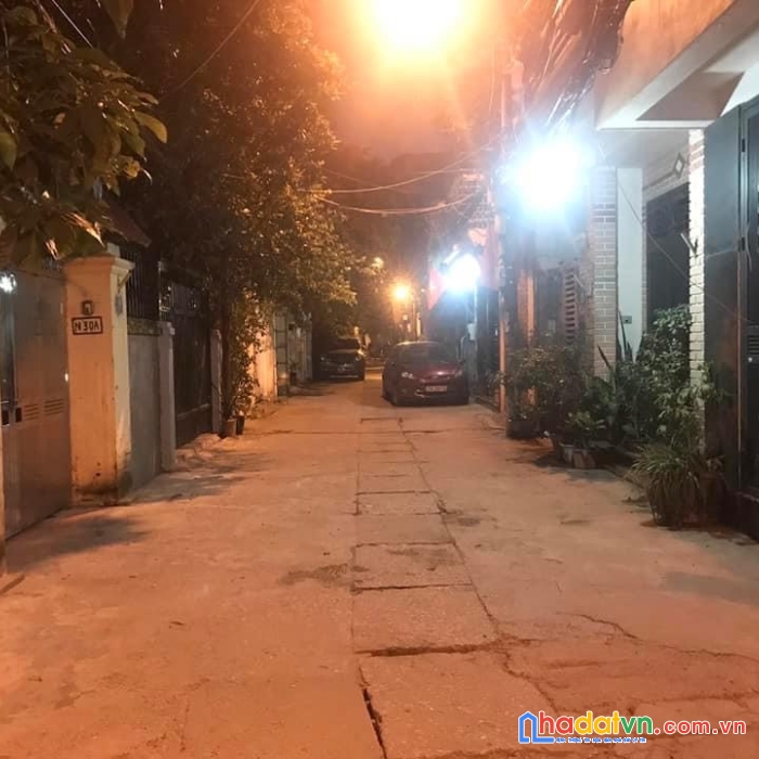 Phân lô vip 106 hoàng quốc việt- 7t- 9 tỷ