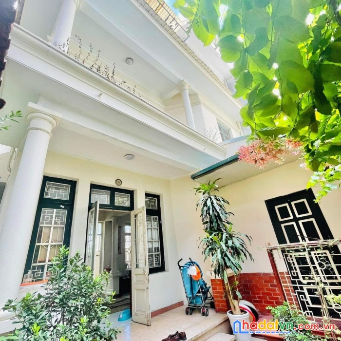 Biệt thự hai bà trưng, ô tô: s 116m2 – 3 tầng – mặt tiền 9.3m – giá chào 18 tỷ.