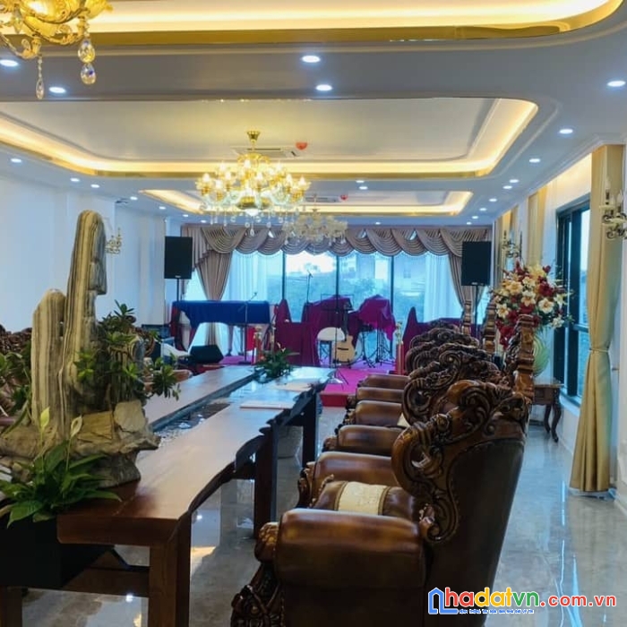 Bán nhà 4t 120m2 có sân vườn, tiểu cảnh, phân lô, ô tô tránh phố ngọc lâm, long biên 10tỷ